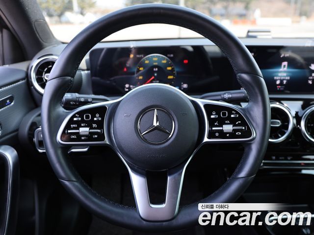 Mercedes-Benz A-Class A220 Hatchback