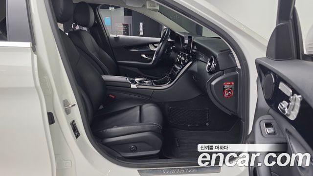 Mercedes-Benz C-Class C200