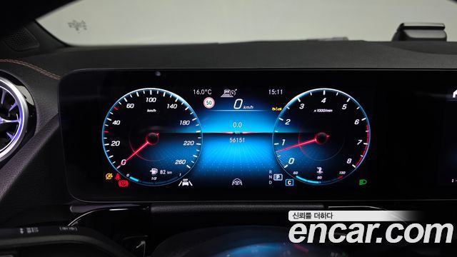 Mercedes-Benz GLA-Class GLA250 4MATIC