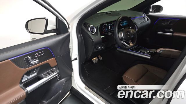 Mercedes-Benz GLA-Class GLA250 4MATIC