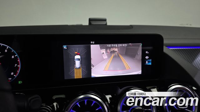 Mercedes-Benz GLA-Class GLA250 4MATIC
