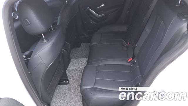 Mercedes-Benz A-Class A220 Hatchback