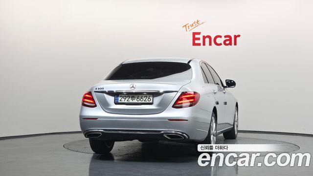Mercedes-Benz E-Class E300 Exclusive