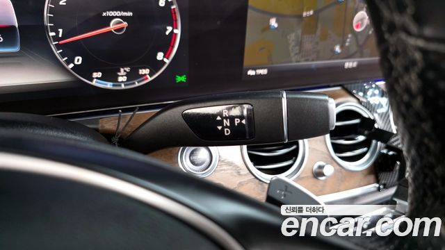 Mercedes-Benz E-Class E300 Exclusive