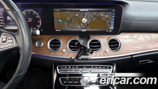Mercedes-Benz E-Class E300 Exclusive