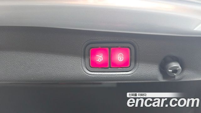 Mercedes-Benz E-Class E300 Exclusive