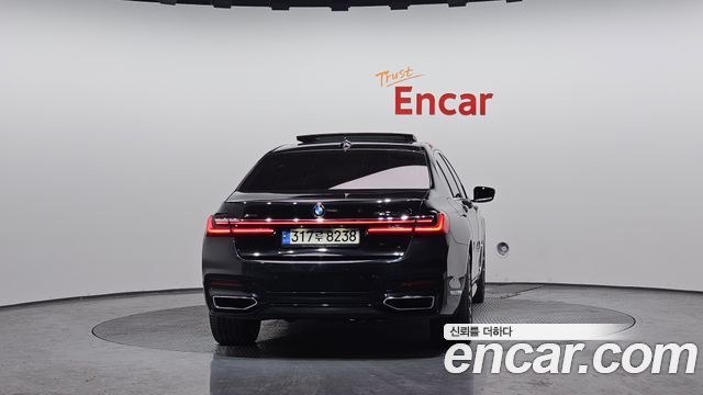 BMW 7-Series 740Li xDrive M Sport Package