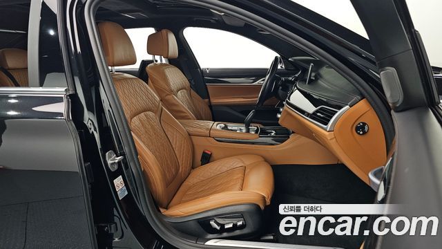 BMW 7-Series 740Li xDrive M Sport Package