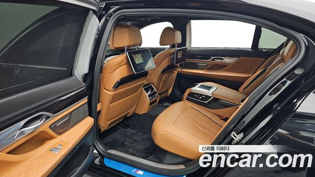 BMW 7-Series 740Li xDrive M Sport Package