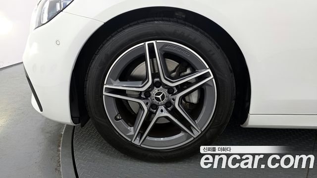 Mercedes-Benz E-Class E250 AMG Line