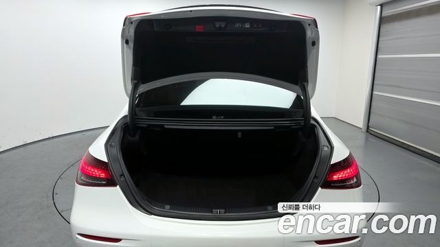 Mercedes-Benz E-Class E250 AMG Line