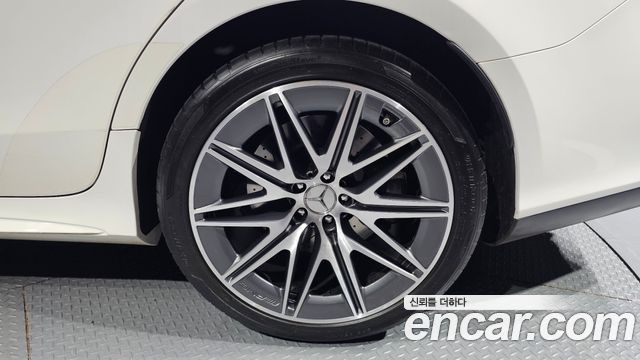 Mercedes-Benz AMG GT 4Door 43 4MATIC+