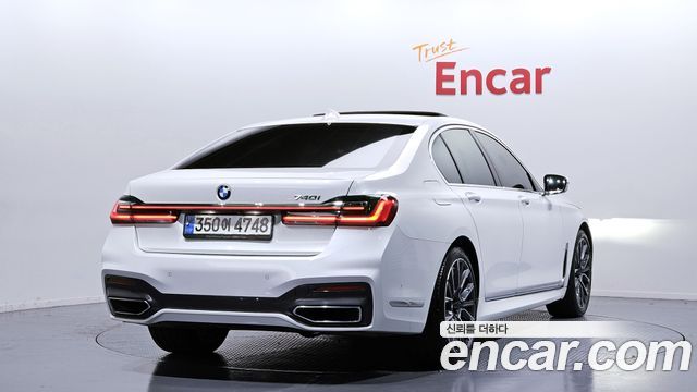 BMW 7-Series 740i M Sport