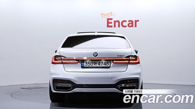 BMW 7-Series 740i M Sport