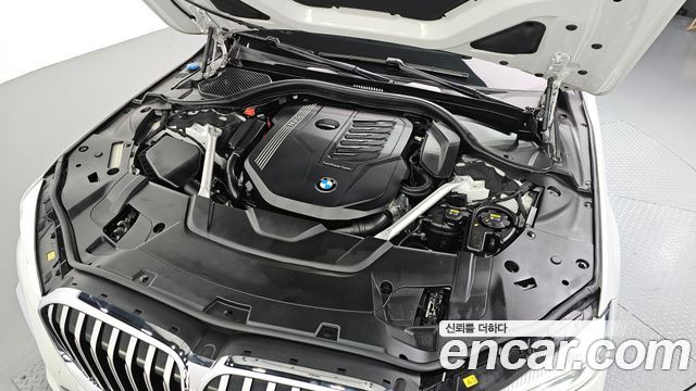 BMW 7-Series 740i M Sport