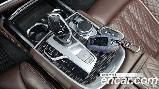 BMW 7-Series 740i M Sport