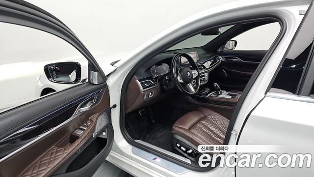 BMW 7-Series 740i M Sport