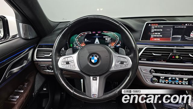 BMW 7-Series 740i M Sport