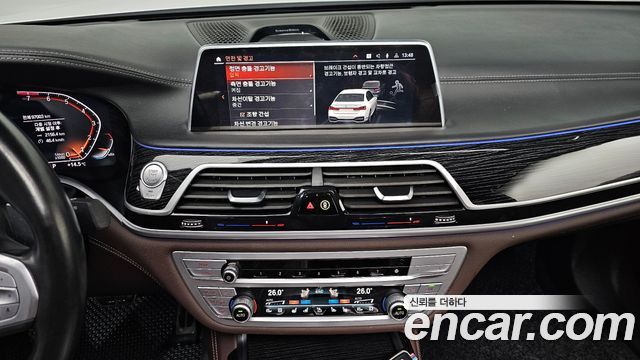 BMW 7-Series 740i M Sport