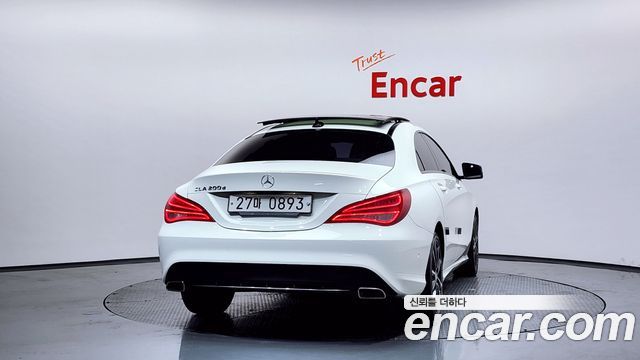 Mercedes-Benz CLA-Class CLA200 d