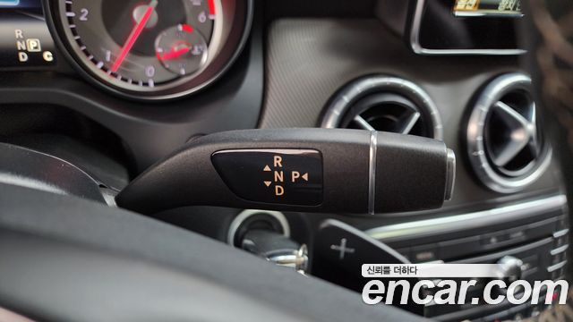 Mercedes-Benz CLA-Class CLA200 d