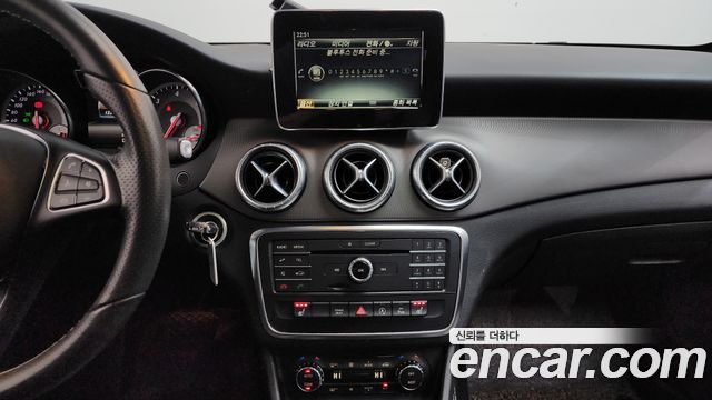 Mercedes-Benz CLA-Class CLA200 d