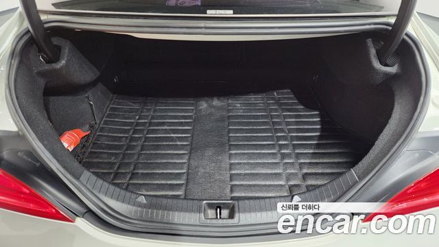 Mercedes-Benz CLA-Class CLA200 d
