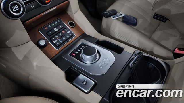 Land Rover Discovery 3.0 SDV6 SE