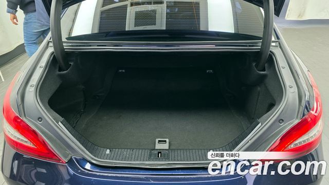 Mercedes-Benz CLS-Class CLS250 d 4MATIC AMG Line