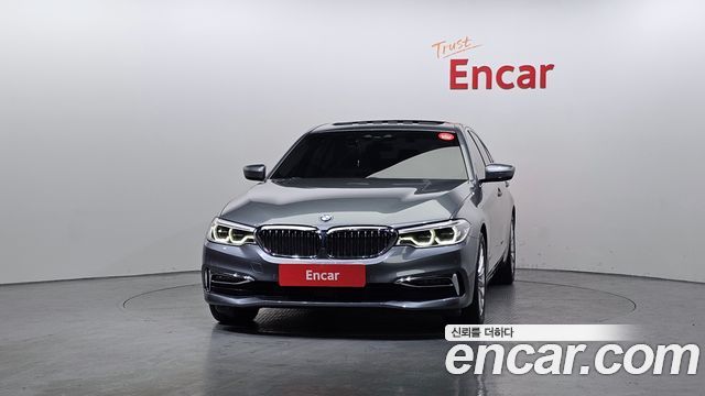 BMW 5-Series 520d xDrive Luxury Plus