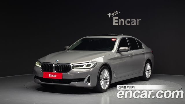 BMW 5-Series 530i Luxury