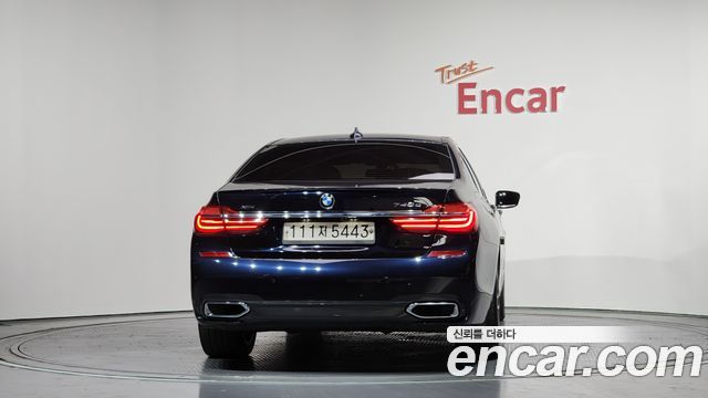 BMW 7-Series 730d xDrive M Sport