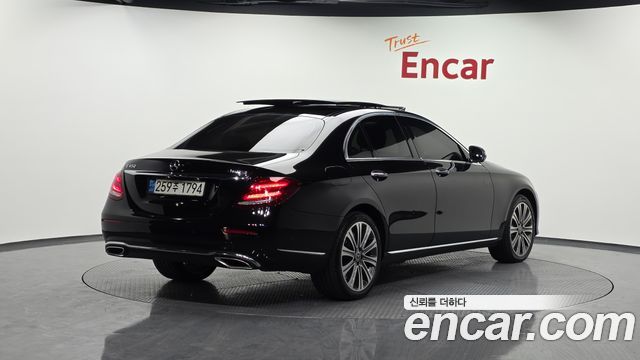 Mercedes-Benz E-Class E450 4MATIC Exclusive
