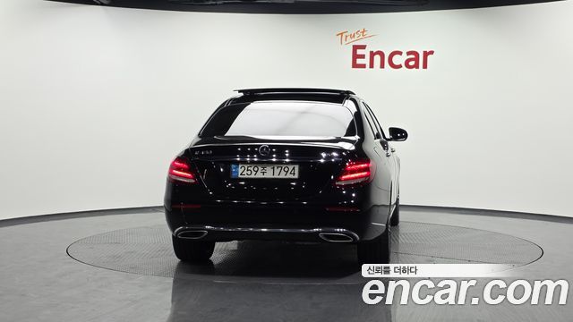 Mercedes-Benz E-Class E450 4MATIC Exclusive