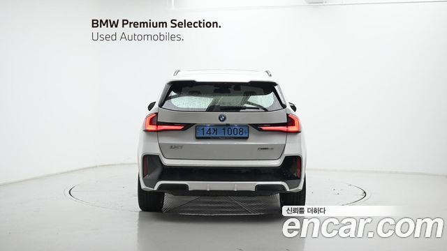 BMW iX1 xDrive 30 M Sport
