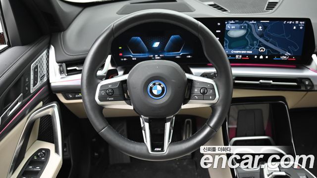BMW iX1 xDrive 30 M Sport