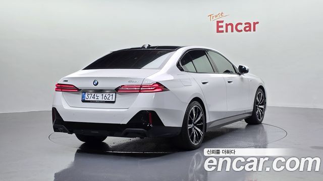 BMW 5-Series 530i xDrive M Sport