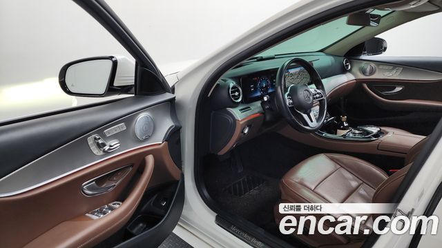 Mercedes-Benz E-Class E300 AMG Line