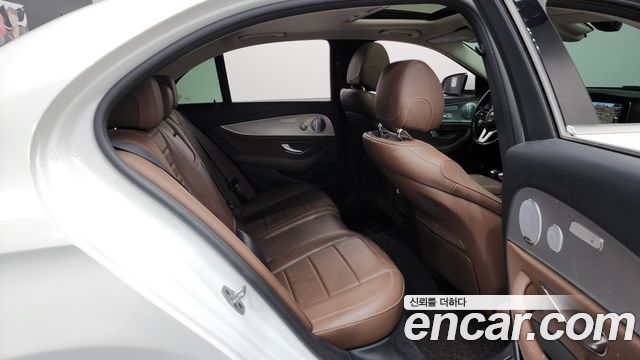 Mercedes-Benz E-Class E300 AMG Line