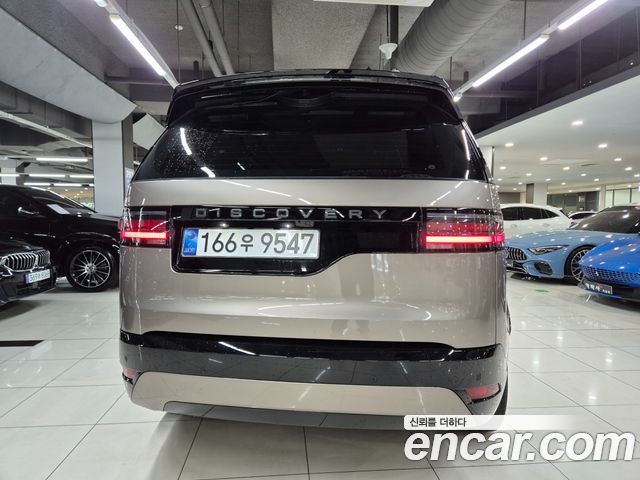 Land Rover Discovery D350 Dynamic HSE