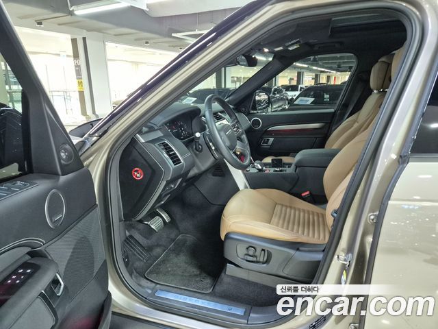 Land Rover Discovery D350 Dynamic HSE