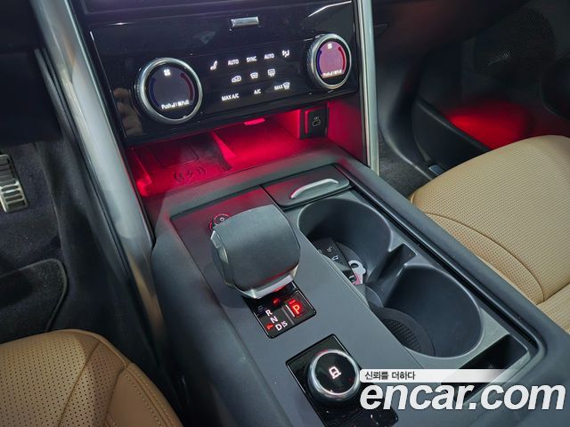 Land Rover Discovery D350 Dynamic HSE