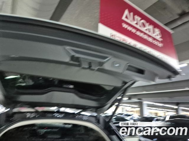 Land Rover Range Rover Velar 2.0 P400E Dynamic SE