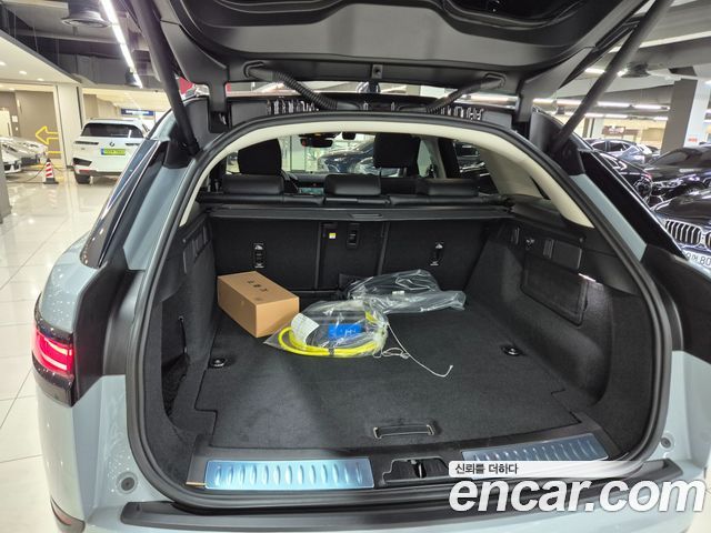 Land Rover Range Rover Velar 2.0 P400E Dynamic SE