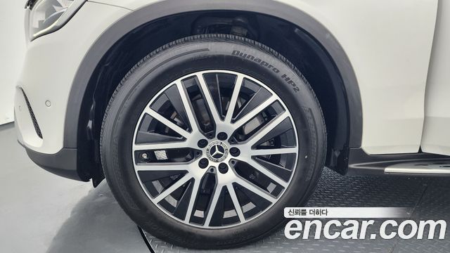 Mercedes-Benz GLC-Class GLC220 d 4MATIC