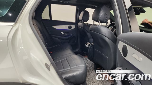Mercedes-Benz GLC-Class GLC220 d 4MATIC
