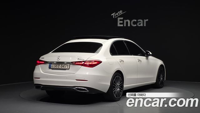 Mercedes-Benz C-Class C200 4MATIC Avantgarde