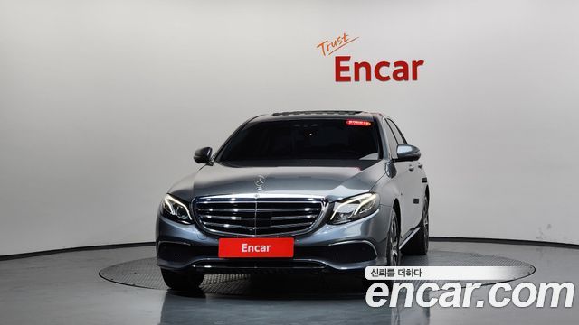 Mercedes-Benz E-Class E300e 4MATIC Exclusive