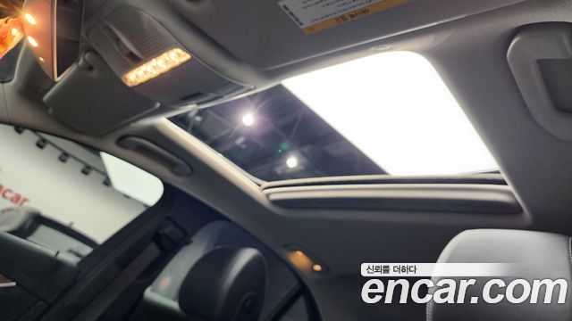 Mercedes-Benz E-Class E300e 4MATIC Exclusive