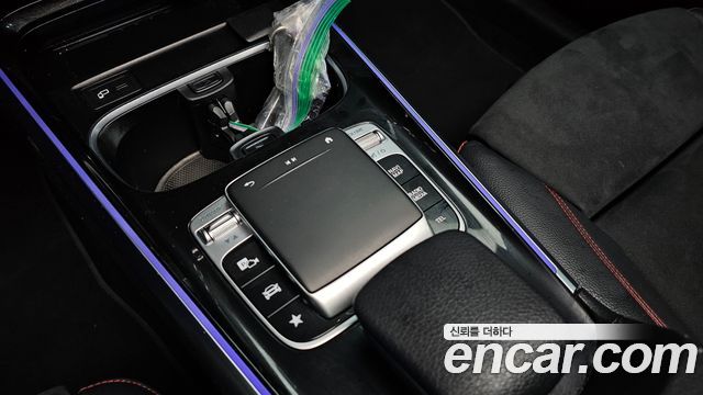 Mercedes-Benz GLB-Class GLB250 4MATIC